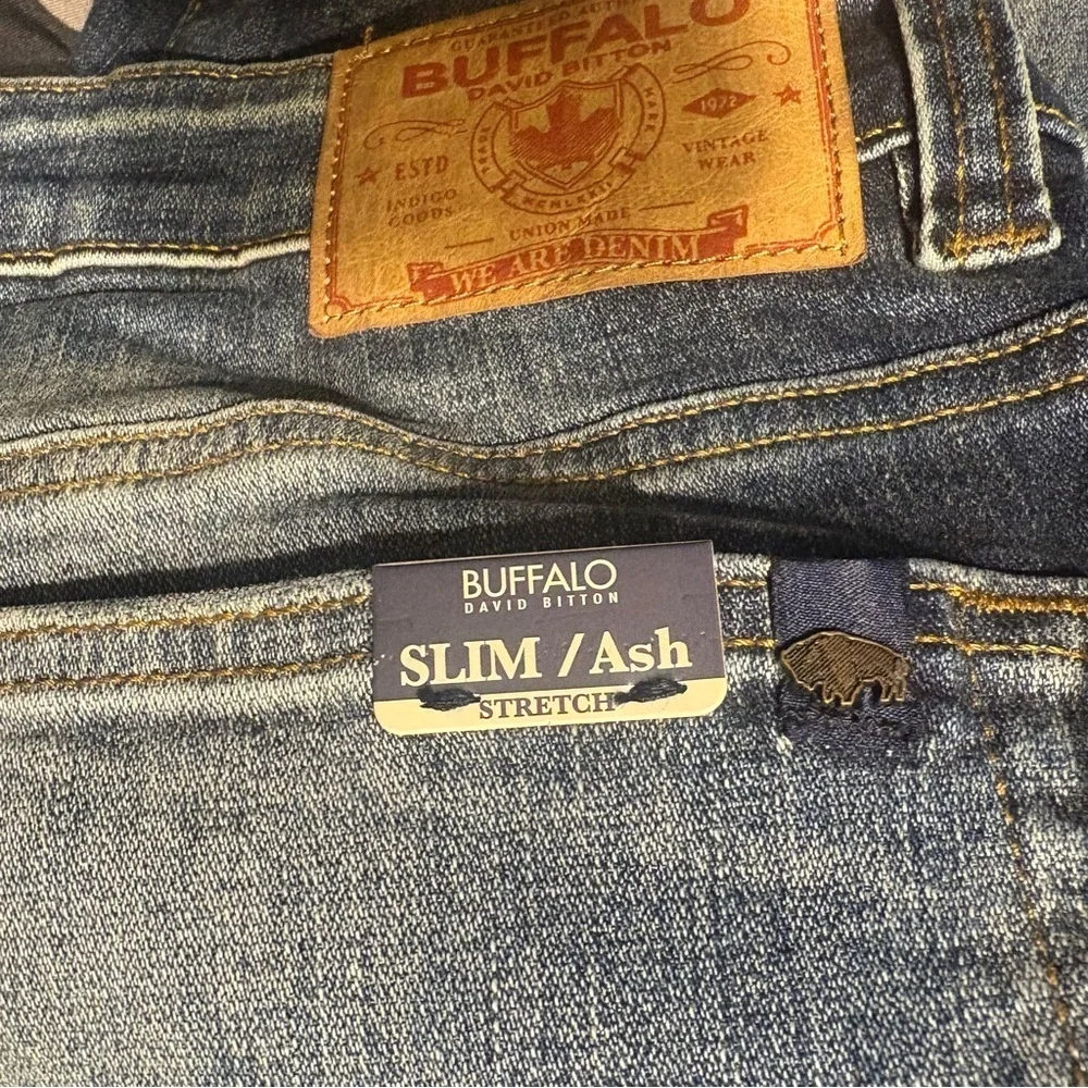 NEW-Buffalo David Bitton Slim Ash Men's Blue Jeans SZ 32/30 - Picture 4 of 7